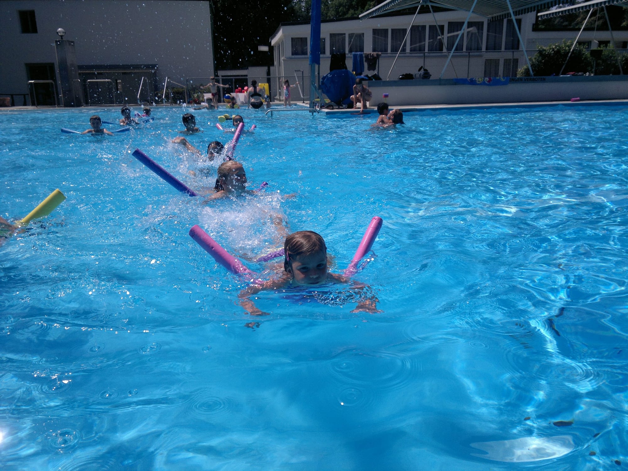 Corsi di nuoto per bambini e ragazzi